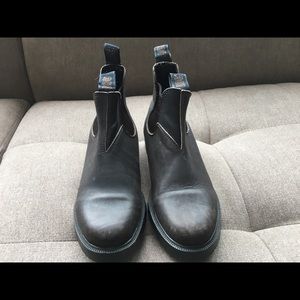 Brown leather Australian Roc boots size US 5.5